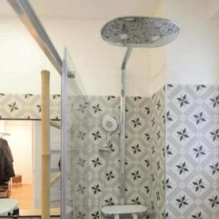 Small Nest At Jules Joffrin Near Sacred Heart Apartment
